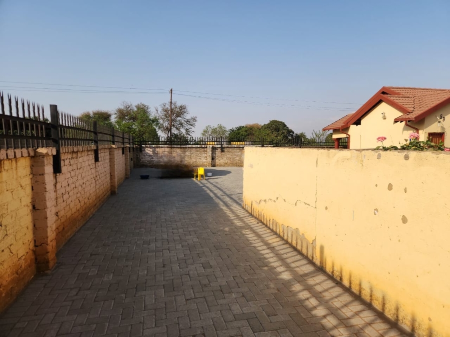 3 Bedroom Property for Sale in Tlhabane West North West